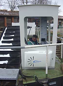 Montaje acondicionador de aire Hy-Gloo para una cabina de barco
